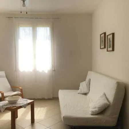 Giselle Lejlighedshotel Alezio